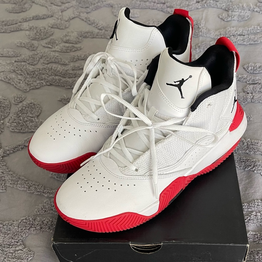 Men’s Sneakers Jordan Jordans  size 10 Jordan Stay Loyal